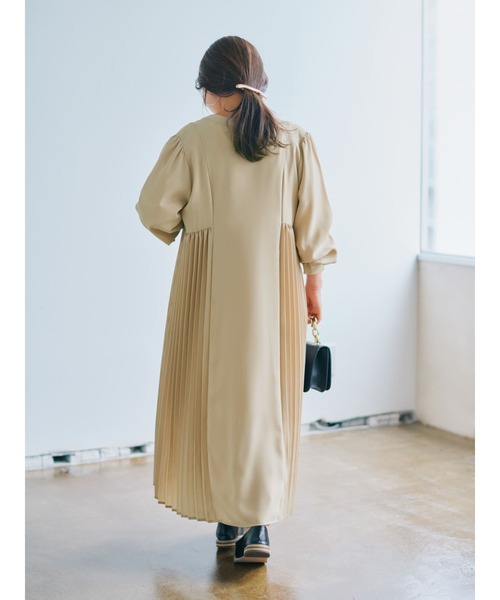 COHINA（コヒナ）の「ヨークデザインとろみシャツワンピース