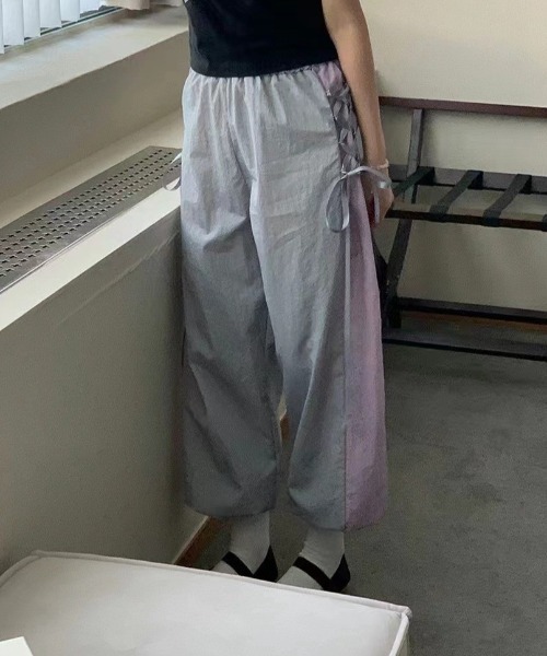 almo(アルモ)の「【LAMPOON】レースアップシャカシャカパンツ(その他パンツ・レディース・ピンク/グレー/ブラック・FREE)」の4枚目の写真