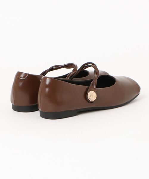 shoes365(シューズスリーシックスファイヴ)の「【shoes365】藤のようなデザインのストラップスクエアトゥフラットシューズ(その他シューズ・レディース・ブラック/オフホワイト/ブラウン・24.5cm/24.0cm/23.5cm/23.0cm/22.5cm/25.0cm)」の4枚目の写真
