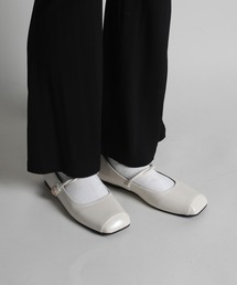 【shoes365】藤のようなデザインのストラップスクエアトゥフラットシューズ