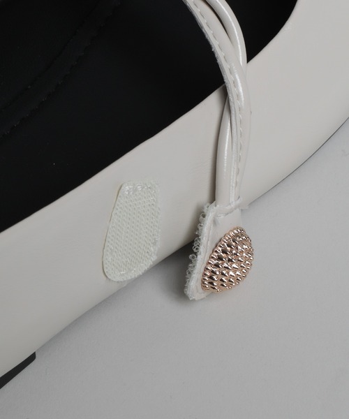 shoes365(シューズスリーシックスファイヴ)の「【shoes365】藤のようなデザインのストラップスクエアトゥフラットシューズ(その他シューズ・レディース・ブラック/オフホワイト/ブラウン・24.5cm/24.0cm/23.5cm/23.0cm/22.5cm/25.0cm)」の10枚目の写真