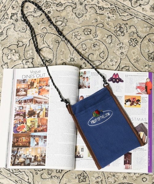 FRUIT OF THE LOOM(フルーツオブザルーム)の「【FRUIT OF THE LOOM】FREECE SHOULDER BAG/ショルダーバッグ/フリース(ショルダーバッグ・メンズ・グリーン/オレンジ/グレー/ネイビー/ピンク/ブラウン・FREE)」の5枚目の写真