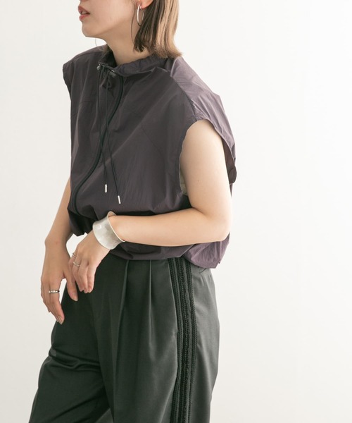 KBF（ケイビーエフ）の「コンパクトZIPベスト（ベスト・レディース・ベージュ/ボルドー/チャコールグレー・ONE）」の20枚目の写真