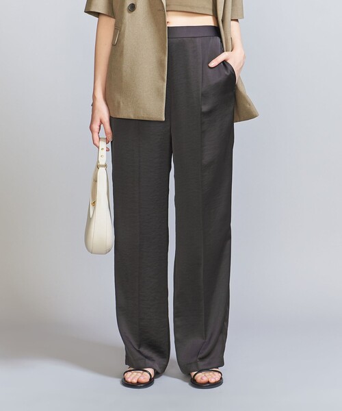BEAUTY&YOUTH UNITED ARROWS（ビューティーアンドユースユナイテッドアローズ）の「サテン タック パンツ（その他パンツ・レディース・ブラウン/ブラック/ナチュラル・S/M）」の4枚目の写真