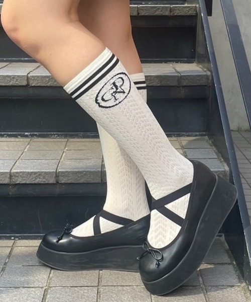 Candy Stripper（キャンディストリッパー）の「CND HIGH ソックス（ソックス/靴下・レディース・ベージュ/ブラック/オフホワイト・FREE）」の2枚目の写真
