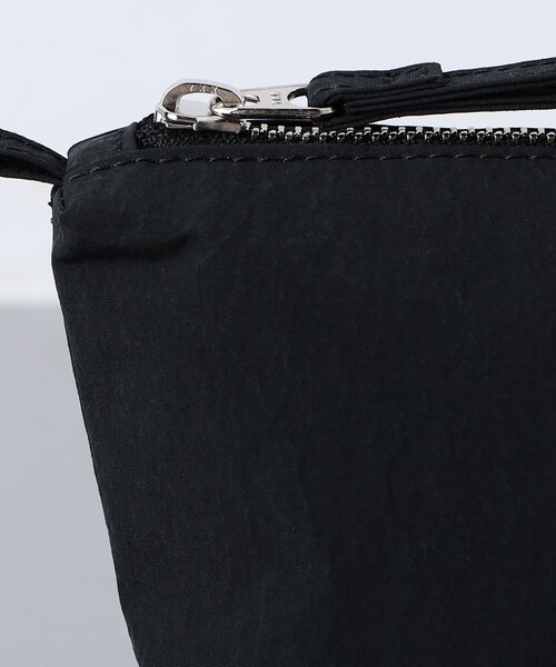 UNITED ARROWS(ユナイテッドアローズ)の「KONBU コンブ ポーチ -撥水-(ポーチ・メンズ・ブラック/ライトグレー・FREE)」の10枚目の写真