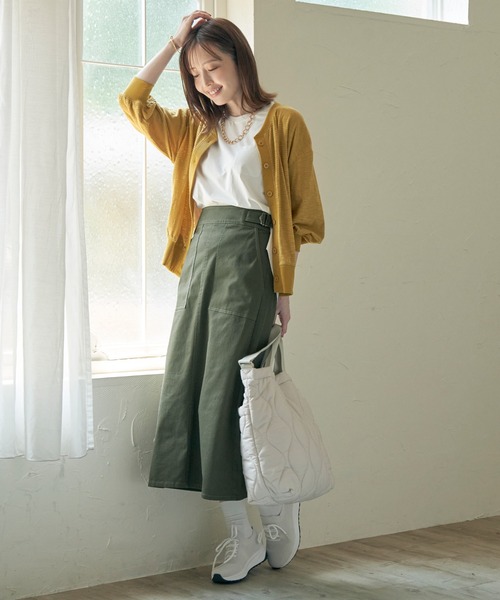 ikka（イッカ）の「シャドーボーダーカーディガン（カーディガン/ボレロ・レディース・ブラック/オフホワイト/マスタード・L/M/S）」の17枚目の写真