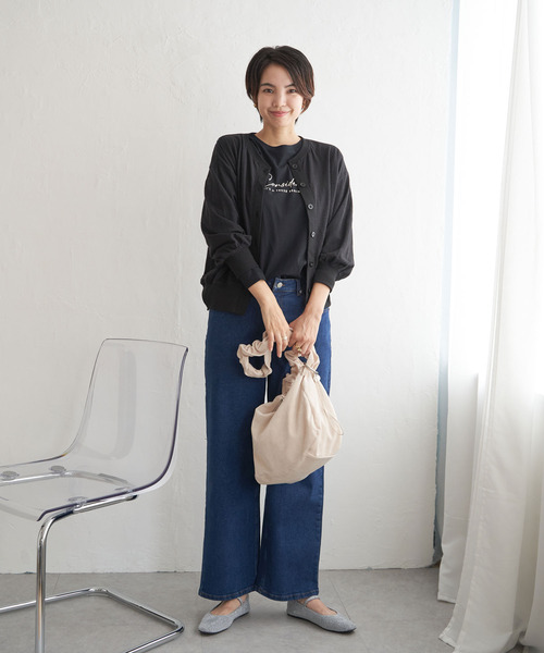 ikka（イッカ）の「シャドーボーダーカーディガン（カーディガン/ボレロ・レディース・ブラック/オフホワイト/マスタード・L/M/S）」の6枚目の写真