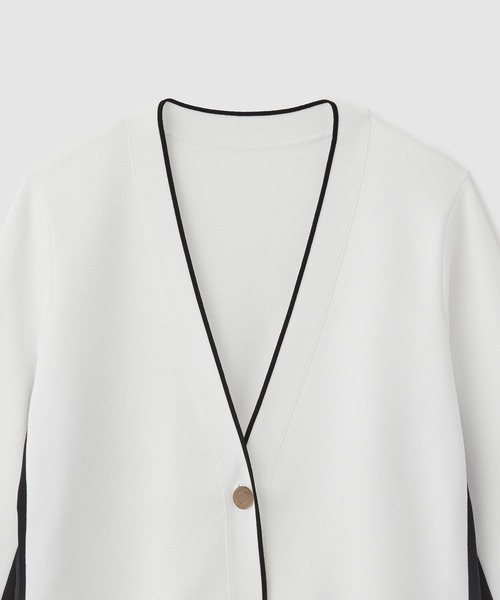 ROPE'（ロペ）の「サテン切り替えジャケット風カーディガン（カーディガン/ボレロ・レディース・ブラック/ホワイト・FREE）」の19枚目の写真