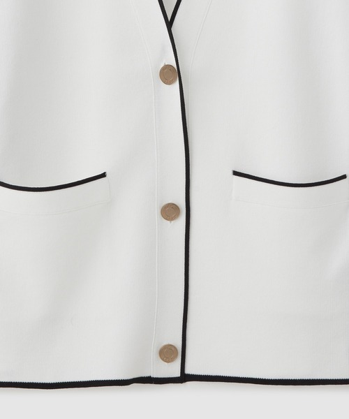 ROPE'（ロペ）の「サテン切り替えジャケット風カーディガン（カーディガン/ボレロ・レディース・ブラック/ホワイト・FREE）」の22枚目の写真