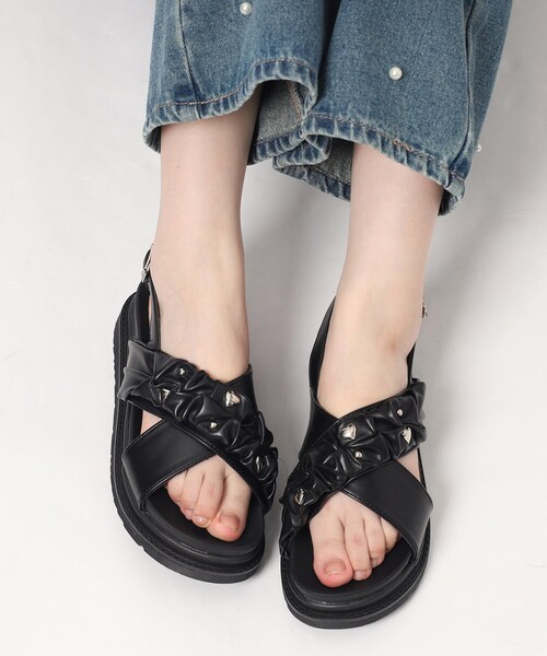 cs T&P(シーエスティーアンドピー)の「厚底ハートスタッズスポサン(サンダル・レディース・ブラック/アイボリー・S/M/L/LL)」の21枚目の写真