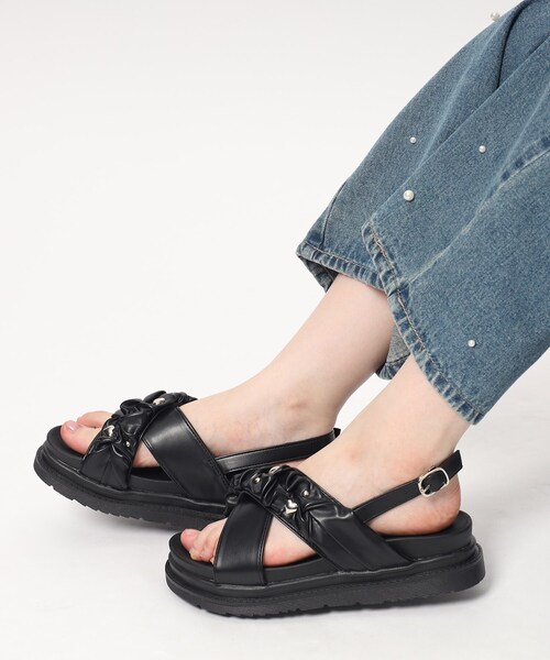 cs T&P(シーエスティーアンドピー)の「厚底ハートスタッズスポサン(サンダル・レディース・ブラック/アイボリー・S/M/L/LL)」の22枚目の写真