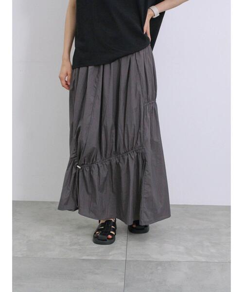 Samansa Mos2 blue（サマンサモスモスブルー）の「ナイロン切替ドロストスカート（スカート・レディース・ブラック/カーキ/チャコールグレー・F）」の6枚目の写真