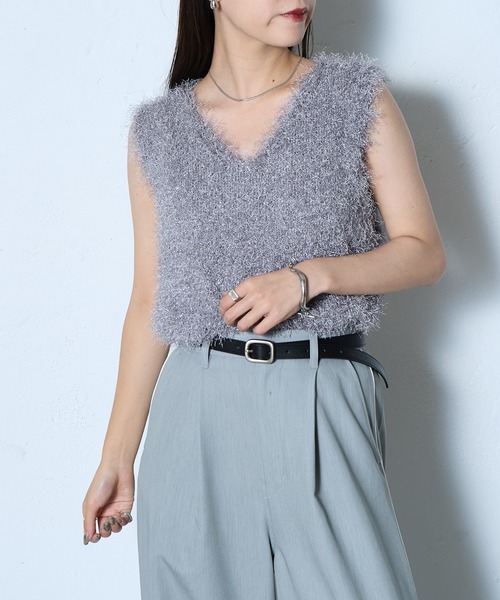COLONY 2139（コロニートゥーワンスリーナイン）の「ラメフリンジベスト（ベスト・レディース・グレー/ブルー/アイボリー/ブラック・FREE）」の16枚目の写真