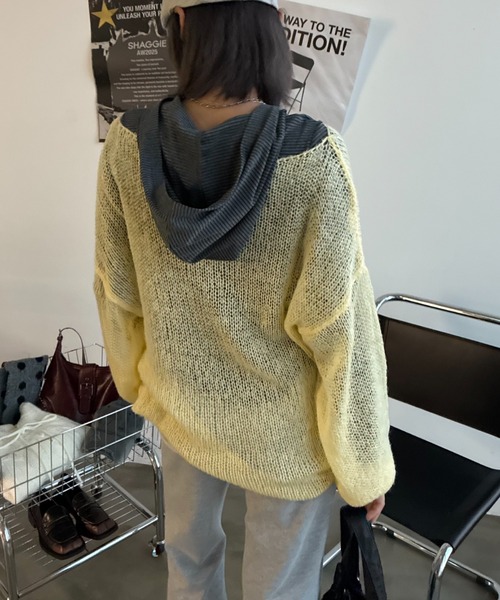 SHAGGIE（シャギー）の「スター柄シアールーズオフショルオーバーニット（ニット/セーター・レディース・ボルドー/ベージュ/グレー/ライトグレー/ピンク/イエロー・FREE）」の16枚目の写真