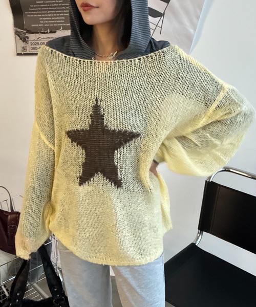 SHAGGIE（シャギー）の「スター柄シアールーズオフショルオーバーニット（ニット/セーター・レディース・ボルドー/ベージュ/グレー/ライトグレー/ピンク/イエロー・FREE）」の15枚目の写真