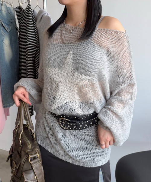 SHAGGIE（シャギー）の「スター柄シアールーズオフショルオーバーニット（ニット/セーター・レディース・ボルドー/ベージュ/グレー/ライトグレー/ピンク/イエロー・FREE）」の22枚目の写真