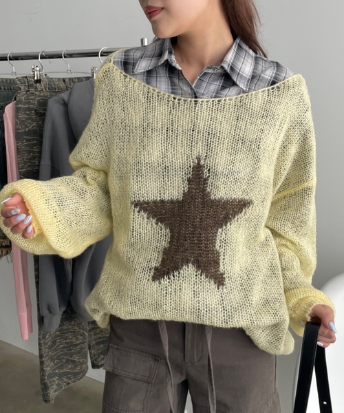 SHAGGIE（シャギー）の「スター柄シアールーズオフショルオーバーニット（ニット/セーター・レディース・ボルドー/ベージュ/グレー/ライトグレー/ピンク/イエロー・FREE）」の19枚目の写真
