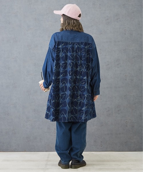 CUBE SUGAR(キューブシュガー)の「5.5オンスデニムプリント切替シャツワンピース(シャツワンピース・レディース・ネイビー系3/ネイビー系1/ブラック系・M)」の12枚目の写真