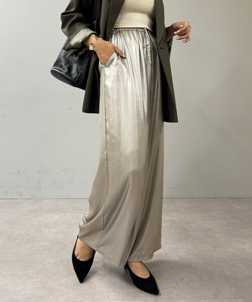 SHENERY（シーナリー）の「箔シフォンワイドパンツ（その他パンツ・レディース・ベージュ/ブラック・FREE）」の3枚目の写真