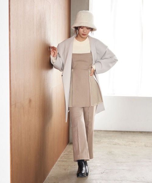 mysty woman(ミスティウーマン)の「タートルネックソデボタンプルオーバー 152811(ニット/セーター・レディース・グリーン/ブラック/オフホワイト/ブラック系その他/ブルー・FREE)」の15枚目の写真