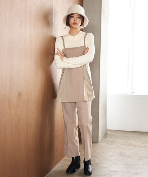 mysty woman(ミスティウーマン)の「タートルネックソデボタンプルオーバー 152811(ニット/セーター・レディース・グリーン/ブラック/オフホワイト/ブラック系その他/ブルー・FREE)」の16枚目の写真