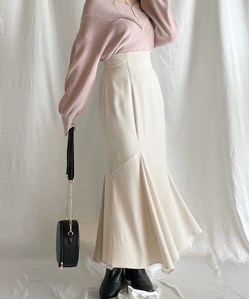 NOMAE（ノーマエ）の「イレヘムスリットマーメイドスカート（スカート・レディース・アイボリー/ブラック・FREE）」の4枚目の写真