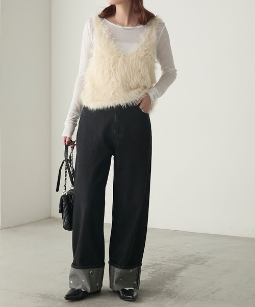 BONLECILL（ボンルシール）の「フラワー刺繍ロールアップハイウエストデニムパンツ（デニムパンツ・レディース・ネイビー/ブラック/ブルー・S/L/M）」の8枚目の写真