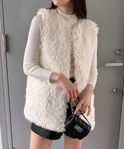 GLAMOROUS JANE（グラマラスジェーン）の「プードルファーロングベスト（ベスト・レディース・ベージュ/モカ/アイボリー・FREE）」の10枚目の写真