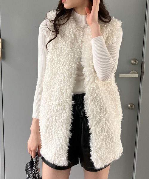 GLAMOROUS JANE（グラマラスジェーン）の「プードルファーロングベスト（ベスト・レディース・ベージュ/モカ/アイボリー・FREE）」の14枚目の写真