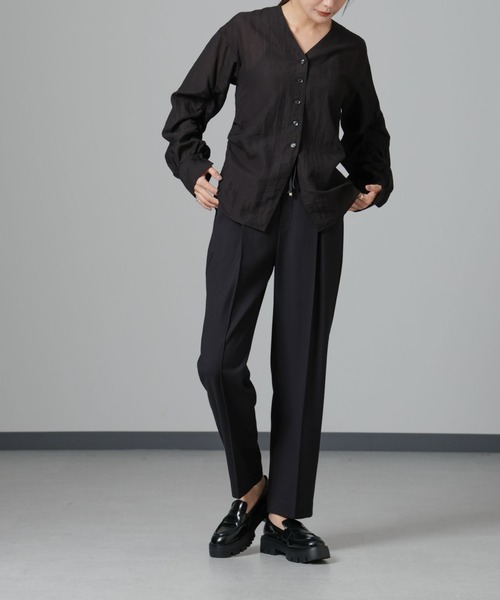 NANO universe（ナノユニバース）の「ウラキモウ ピンタックイージーテーパードパンツ（その他パンツ・レディース・グレー系その他4/カーキ/ブラック・XS/M/S）」の18枚目の写真