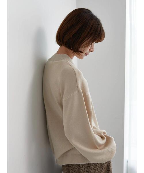 Samansa Mos2 blue（サマンサモスモスブルー）の「モックネックプルオーバー（ニット/セーター・レディース・ライトベージュ/グリーン/ブラック・F）」の9枚目の写真