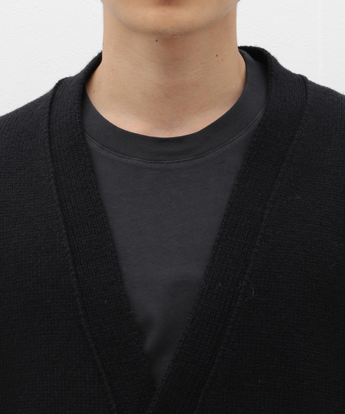 Maison Margiela(メゾンマルジェラ)の「Maison Margiela(メゾン マルジェラ) 5G Elbow Patch Cardigan SI1GP0003S18064900F(カーディガン/ボレロ・メンズ・ブラック・LARGE/MEDIUM)」の11枚目の写真