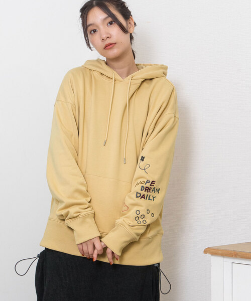 POU DOU DOU（プードゥドゥ）の「イラスト刺繍袖スウェットパーカー（パーカー・レディース・オートミール/ベージュ/ネイビー・M）」の14枚目の写真