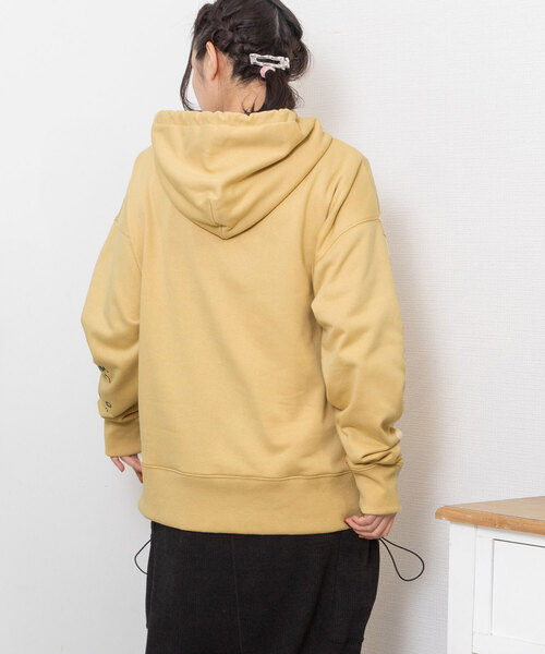 POU DOU DOU（プードゥドゥ）の「イラスト刺繍袖スウェットパーカー（パーカー・レディース・オートミール/ベージュ/ネイビー・M）」の15枚目の写真