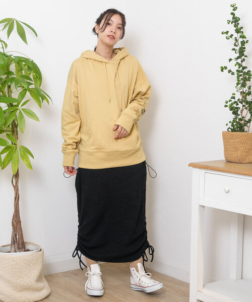 POU DOU DOU（プードゥドゥ）の「イラスト刺繍袖スウェットパーカー（パーカー・レディース・オートミール/ベージュ/ネイビー・M）」の16枚目の写真