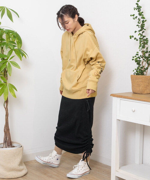 POU DOU DOU（プードゥドゥ）の「イラスト刺繍袖スウェットパーカー（パーカー・レディース・オートミール/ベージュ/ネイビー・M）」の17枚目の写真