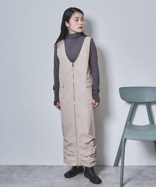 tarin arin(タリンアリン)の「【150㎝前後の小柄さんサイズ】ドロストカーゴワンピース(ワンピース・レディース・ベージュ/チャコールグレー/カーキ・S/M)」の2枚目の写真