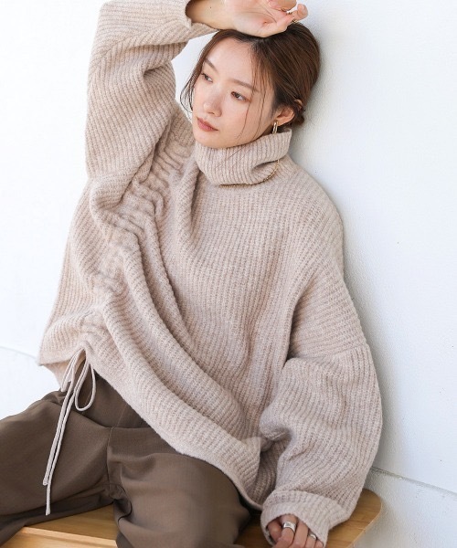 Bab(バブ)の「サイドドロストオーバーニット(ニット/セーター・レディース・チャコールグレー/ベージュ/ブラウン・FREE)」の13枚目の写真