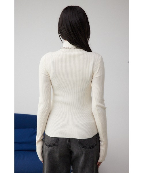 AZUL by moussy（アズールバイマウジー）の「サムホールリブハイネックトップス（ニット/セーター・レディース・ホワイト系その他/ブルー/アイボリー/グレー/ブラック/レッド・FREE）」の12枚目の写真