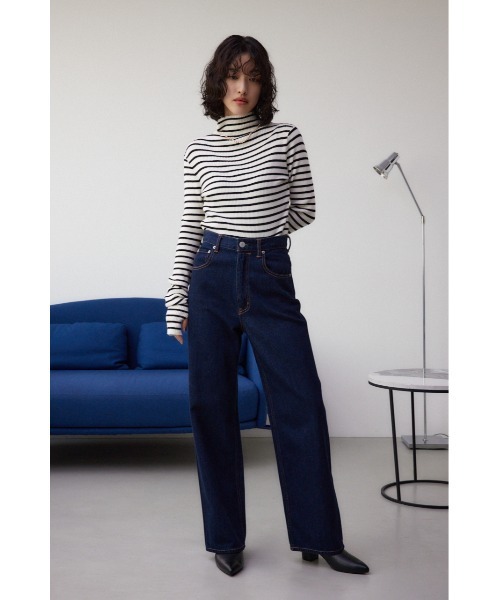 AZUL by moussy（アズールバイマウジー）の「サムホールリブハイネックトップス（ニット/セーター・レディース・ホワイト系その他/ブルー/アイボリー/グレー/ブラック/レッド・FREE）」の20枚目の写真