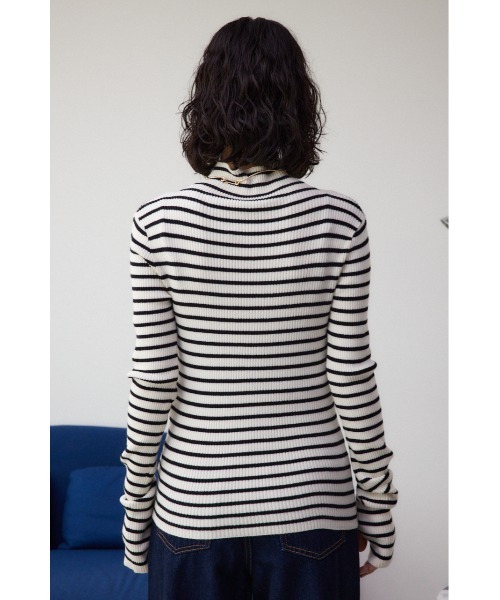 AZUL by moussy(アズールバイマウジー)の「サムホールリブハイネックトップス(ニット/セーター・レディース・ホワイト系その他/ブルー/アイボリー/グレー/ブラック/レッド・FREE)」の12枚目の写真