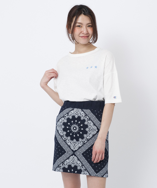 Champion（チャンピオン）の「X-girl×CHAMPION TWIST S/S TEE（Tシャツ/カットソー・レディース・ホワイト/レッド/アッシュ/ネイビー・2/1）」の7枚目の写真