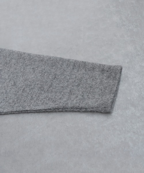 antiqua(アンティカ)の「Vネックニット(ニット/セーター・レディース・ダークグレー/グレー・ONESIZE)」の10枚目の写真