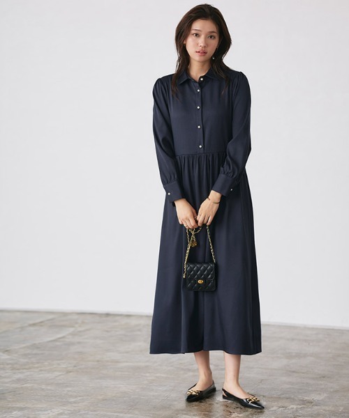 Pierrot(ピエロ)の「パールボタンシャツワンピース(シャツワンピース・レディース・ブラック/ネイビー・M/PM)」の4枚目の写真