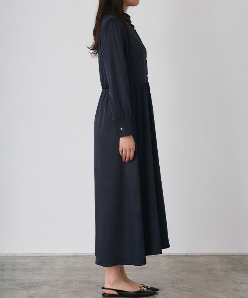 Pierrot(ピエロ)の「パールボタンシャツワンピース(シャツワンピース・レディース・ブラック/ネイビー・M/PM)」の17枚目の写真