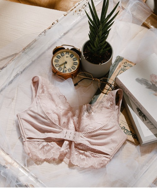 northerly（ノーザリー）の「毎日らくちん、楽しくバストケアもちもちナイトブラ（ナイトブラ・レディース・ピンク/グレー・MEDIUM/X-LARGE/LARGE）」の5枚目の写真