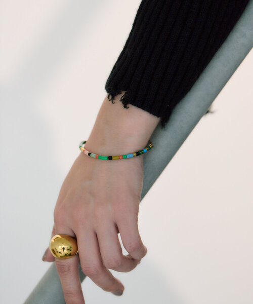 《WEB＆一部店舗カラーあり/カラフル》マルチカラーブレスレット（ブレスレット）｜ear PAPILLONNER（イアパピヨネ）