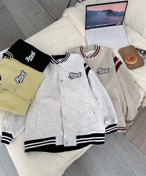 aimoha（アイモハ）の「ロゴ刺繍デザインスタジャン（スタジャン・レディース・ライトグレー/ブラック/イエロー/ベージュ・FREE）」の18枚目の写真