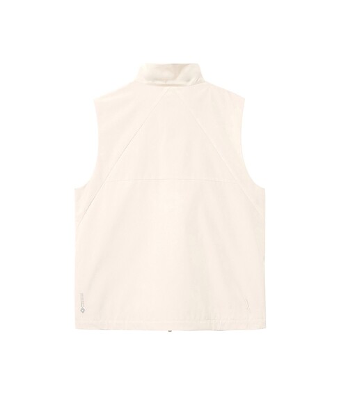 AIGLE（エーグル）の「GORE-TEX ゴアテックスウインドストッパー(R) 防風 撥水 透湿 スリーブレスベスト（ベスト・メンズ・オフホワイト/ダークブルー・L/S/M）」の12枚目の写真